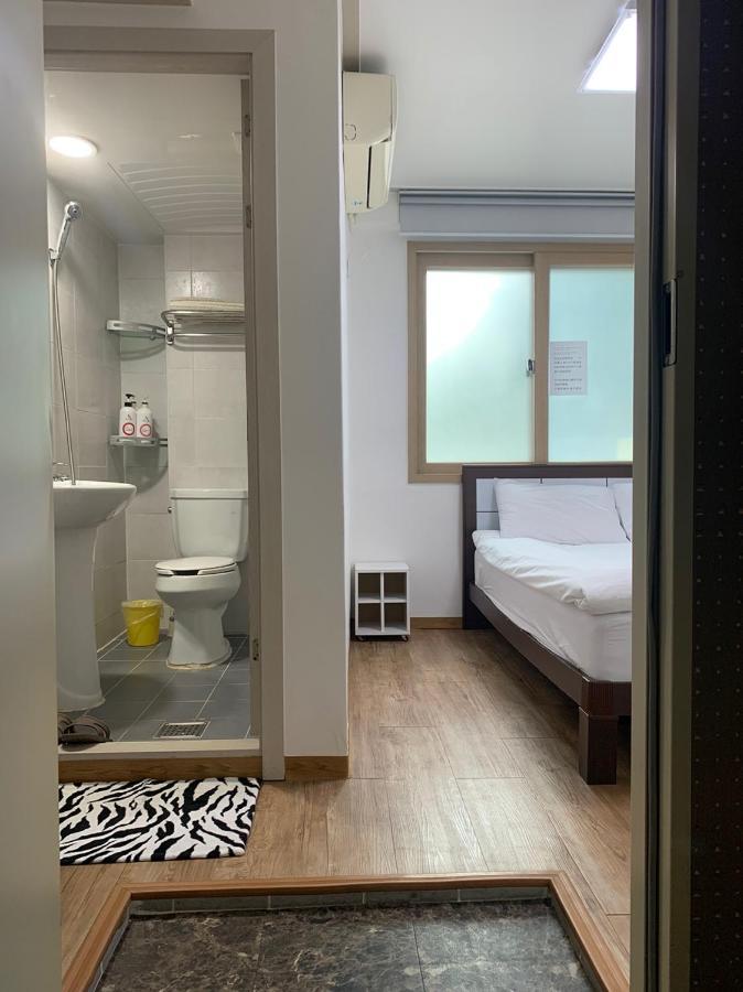 Hamory Guesthouse Dongdaemun Seúl Exterior foto